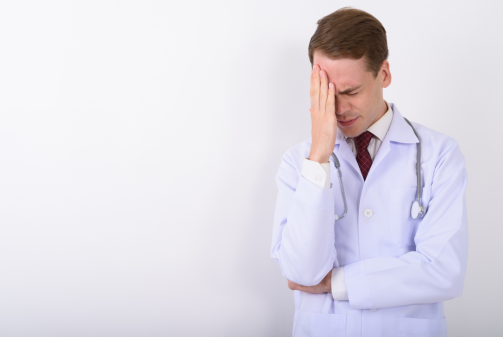 3 erros que deixam médicos vulneráveis a processos (e como evitá-los)